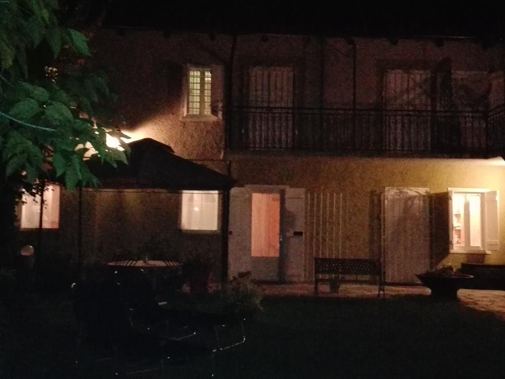 Casa Badinot Diano dʼAlba Exterior foto